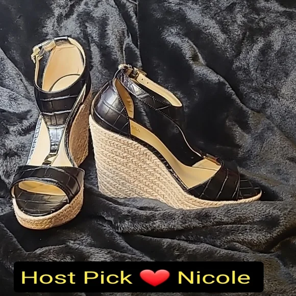 WAS  $160   MICHAEL Michael KORS Platform Wedge  Embossed Animal Print - Picture 1 of 15